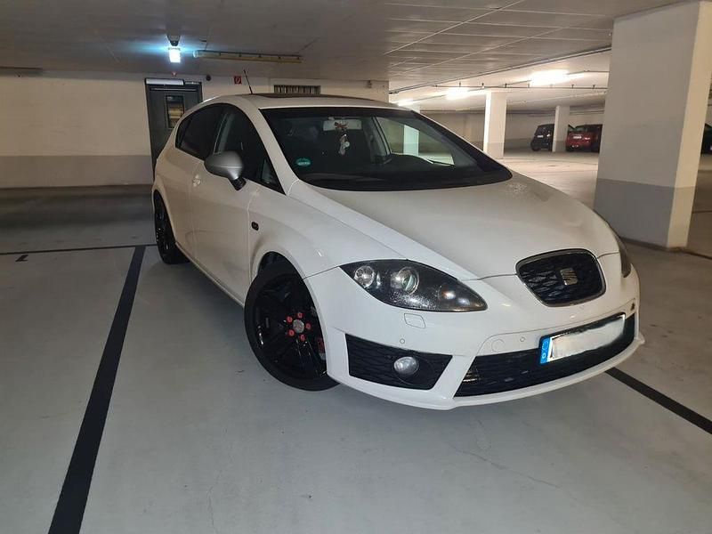 Gebraucht Seat Leon FR 170 PS (125 kW) 2011 Weiß Limousine