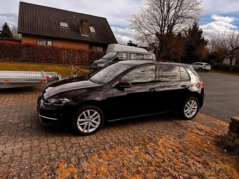 Gebraucht VW Golf VII 116 PS (85 kW) 2019 Schwarz Limousine