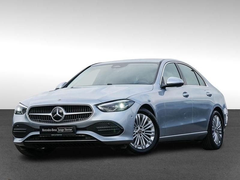 Gebraucht Mercedes C180 Avantgarde 170 PS (125 kW) 2024 Silber Limousine