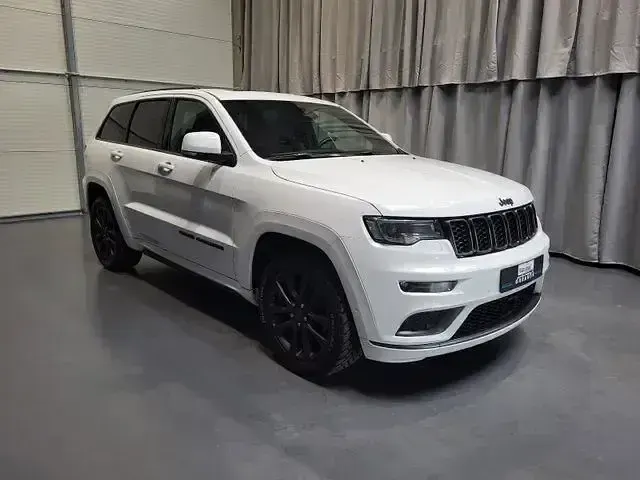 Gebraucht Jeep Grand Cherokee Limited 250 PS (183 kW) 2019 Bright white clear coat SUV