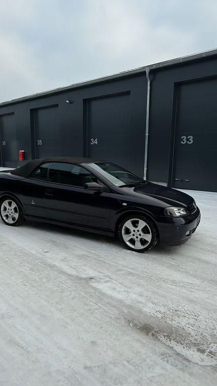 Gebraucht Opel Astra Cabriolet Edition 125 PS (91 kW) 2004 Blau Cabrio