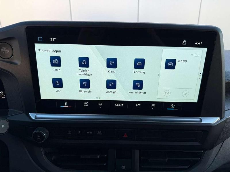 Neu VW Transporter 110 PS (80 kW) 2025 Weiß Van