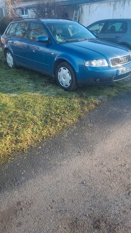 Gebraucht Audi A4 102 PS (75 kW) 2002 Blau Kombi