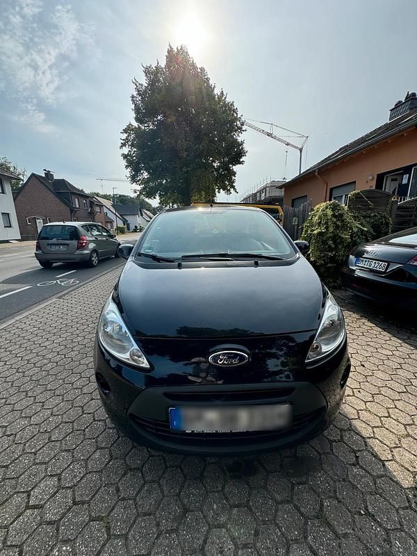 Schwarz Gebraucht 2013 Ford Ka Kleinwagen | 2.750 € (Fairer Preis) - Bild 1/4