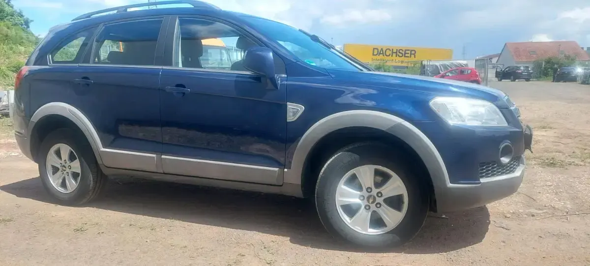 Gebraucht Chevrolet Captiva 136 PS (100 kW) 2011 Blau SUV