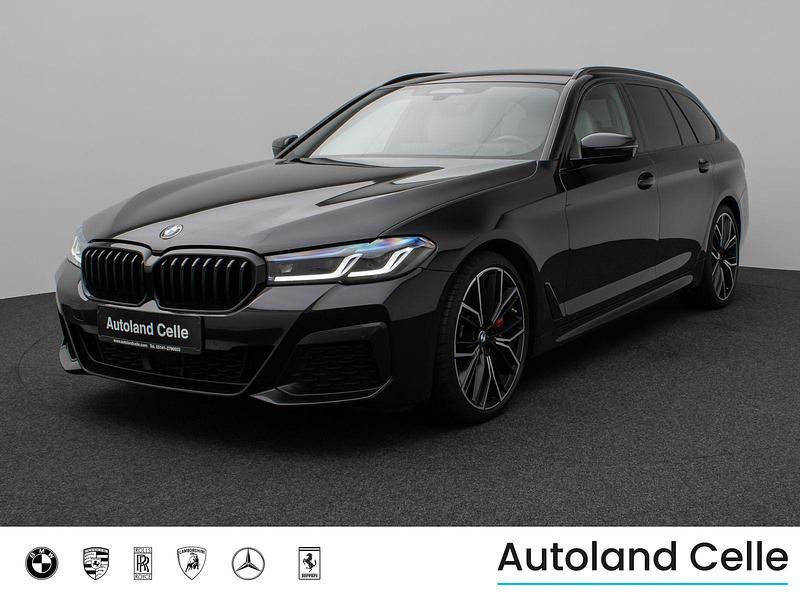 Saphirschwarz metallic 475 Gebraucht 2023 BMW 540 M Sport Kombi | 50.499 € (Fairer Preis) - Bild 1/4