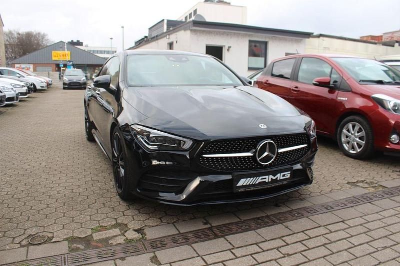 Gebraucht Mercedes CLA180 AMG line 136 PS (100 kW) 2019 Nachtschwarz Limousine