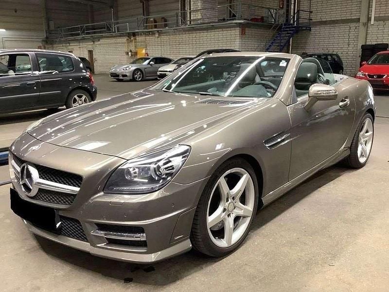 Indiumgrau Gebraucht 2013 Mercedes SLK250 AMG Cabrio | 23.950 € (Teuer) - Bild 1/4