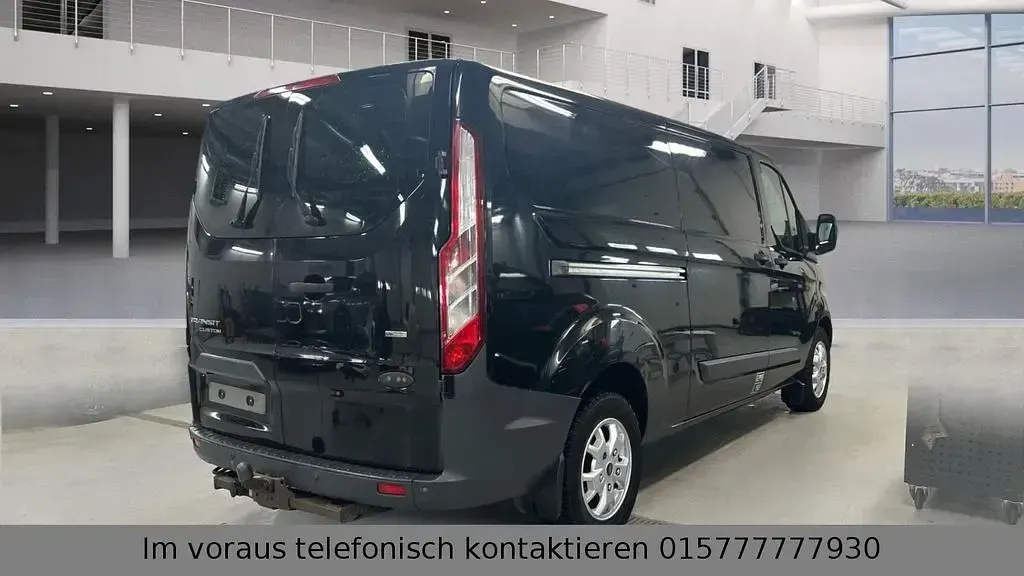 Gebraucht Ford Transit Custom Trend 155 PS (114 kW) 2013 Schwarz Van / Kleinbus