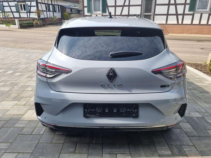 Gebraucht Renault Clio V Techno 94 PS (69 kW) 2025 Limousine