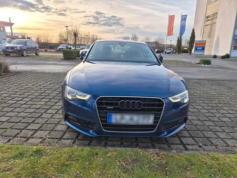 Gebraucht Audi A5 Sport 245 PS (180 kW) 2013 Blau Coupé