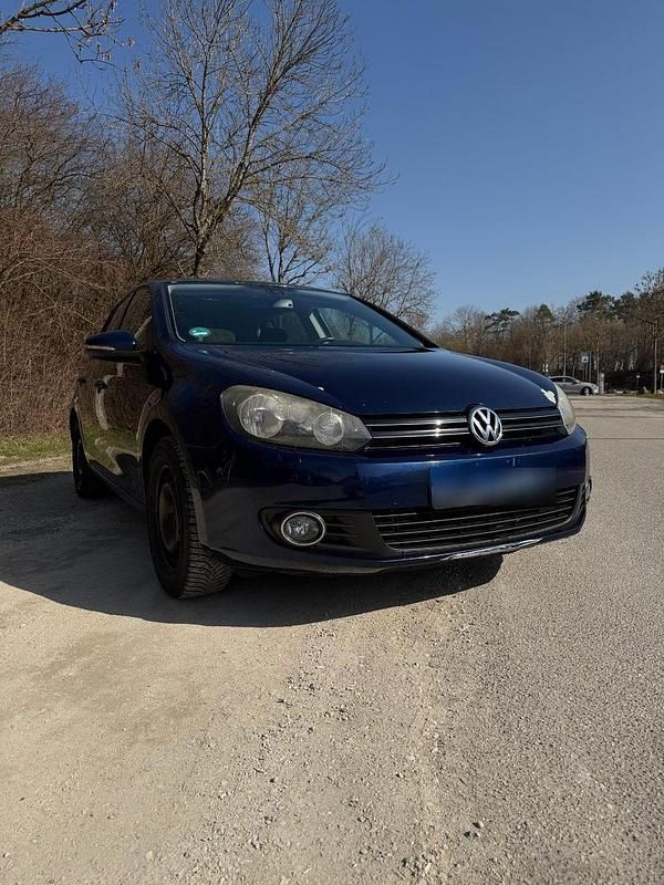 Gebraucht VW Golf VI Team 86 PS (63 kW) 2011 Blau Kleinwagen