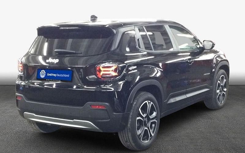 Neu Jeep Avenger EV Altitude 114 kW (156 PS) 2025 Schwarz SUV