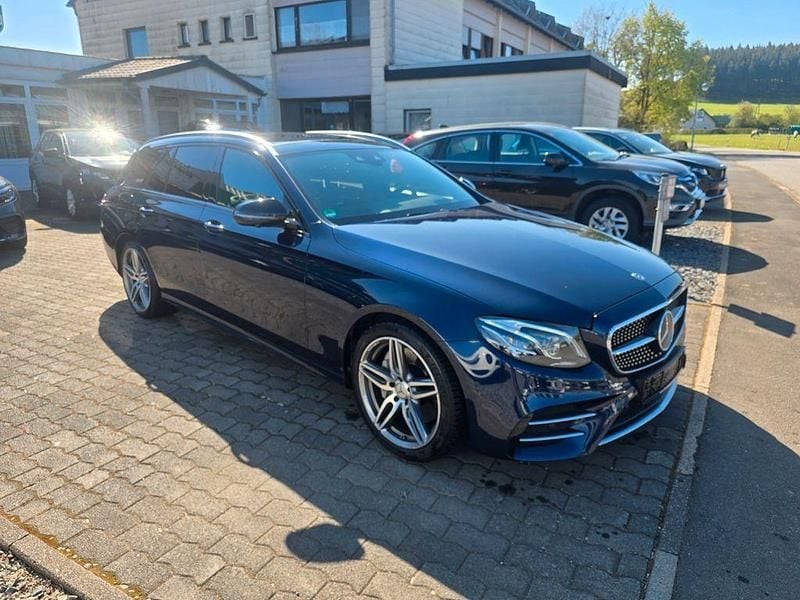 Gebraucht Mercedes E43 AMG AMG 401 PS (294 kW) 2017 Blau Limousine