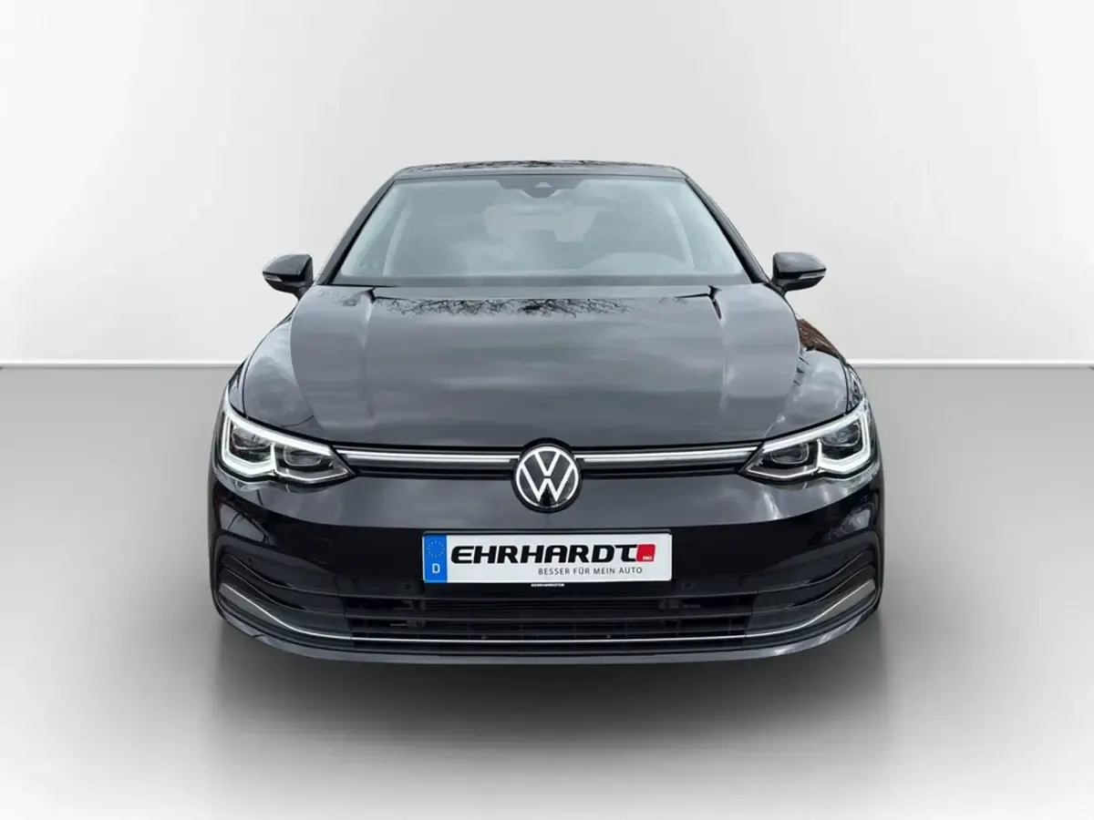 Gebraucht VW Golf VIII Style 150 PS (110 kW) 2024 Schwarz Limousine