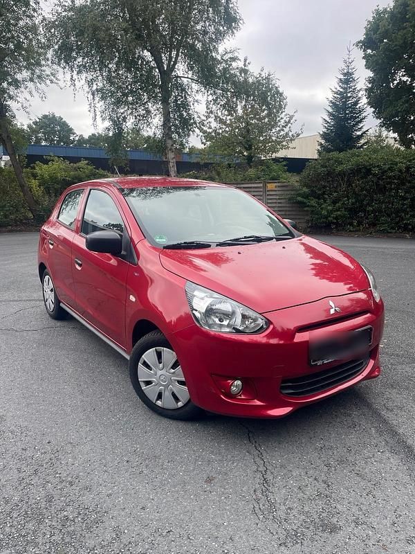 Rot Gebraucht 2015 Mitsubishi Space Star Kleinwagen | 3.200 € (Guter Preis) - Bild 1/4