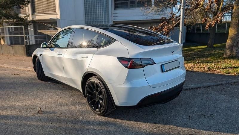 Gebraucht Tesla Model Y Long Range AWD 378 kW (514 PS) 2021 Weiß SUV