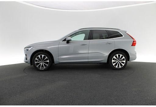 Gebraucht Volvo XC60 Core 197 PS (144 kW) 2023 Grau SUV