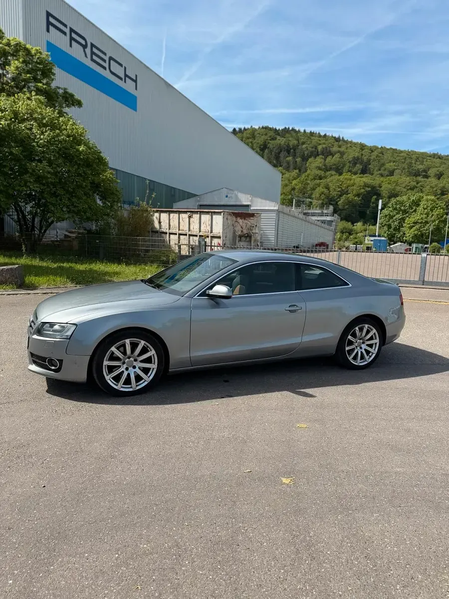 Gebraucht Audi A5 S-Line 211 PS (155 kW) 2011 Silber Coupé