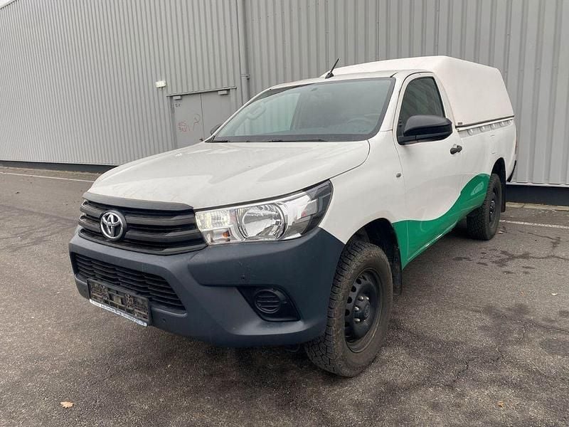 Weiß Gebraucht 2017 Toyota HiLux Abholung | 18.290 € (Guter Preis) - Bild 1/4