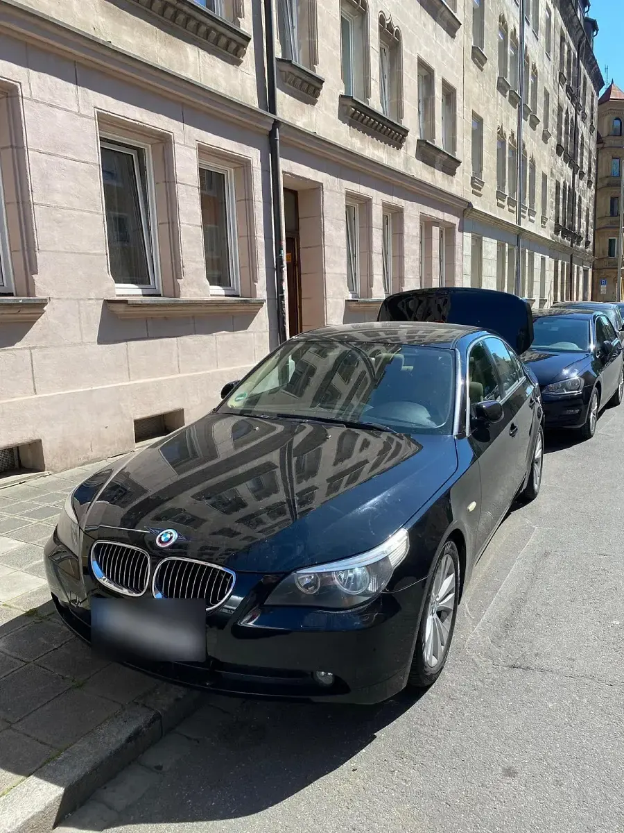 Gebraucht BMW 523 190 PS (139 kW) 2006 Schwarz Limousine