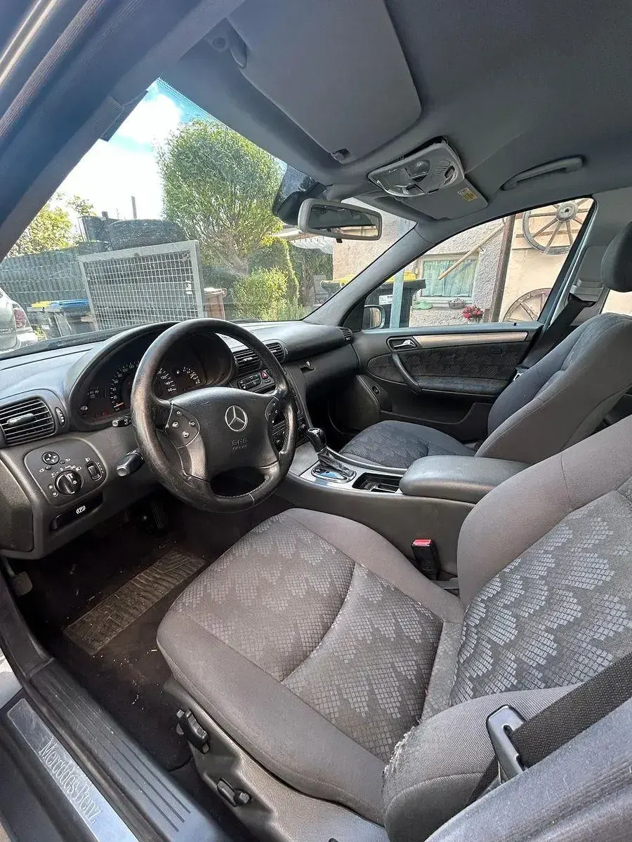 Gebraucht Mercedes C200 Avantgarde 163 PS (119 kW) 2004 Blau Kombi