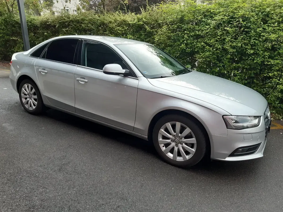 Gebraucht Audi A4 177 PS (130 kW) 2012 Silber Limousine