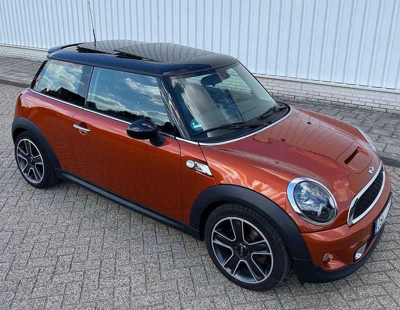 Orange Gebraucht 2012 Mini Cooper S Kleinwagen | 9.250 € (Fairer Preis) - Bild 1/4