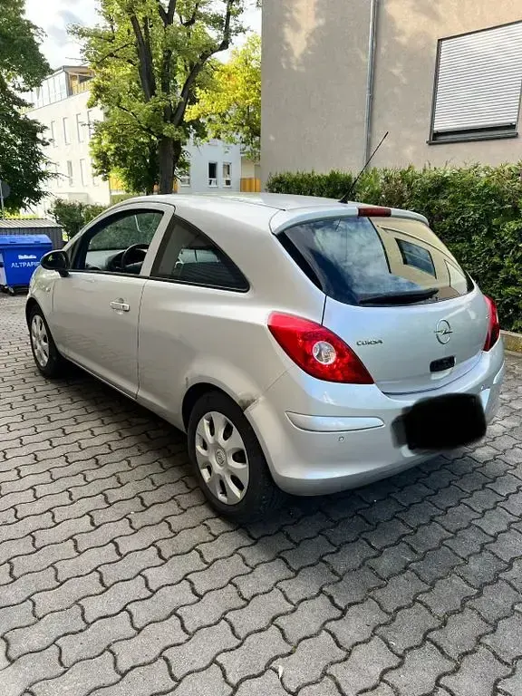 Gebraucht Opel Corsa 80 PS (58 kW) 2008 Silber Kleinwagen