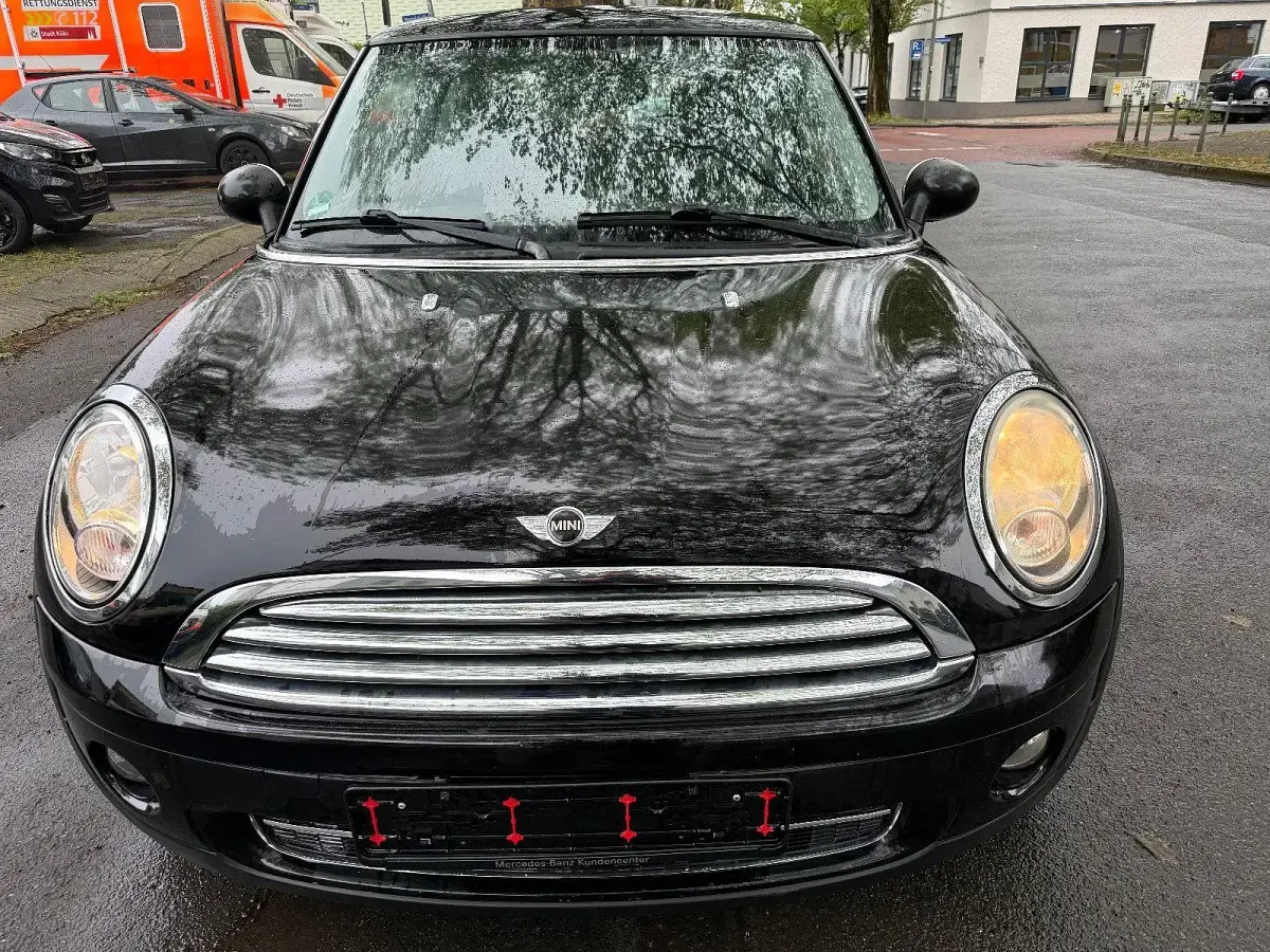 Gebraucht Mini Cooper 98 PS (72 kW) 2010 Schwarz Kleinwagen