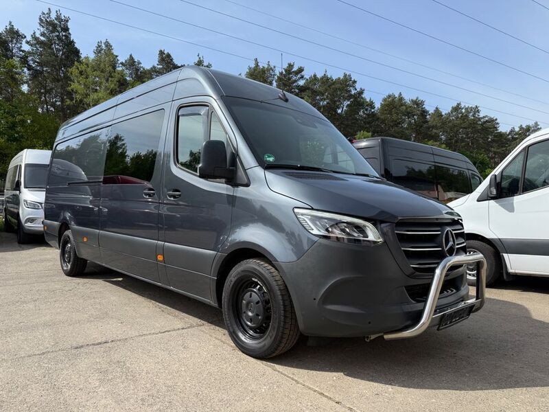 Grau Gebraucht 2020 Mercedes Sprinter Van | 55.335 € - Bild 1/4