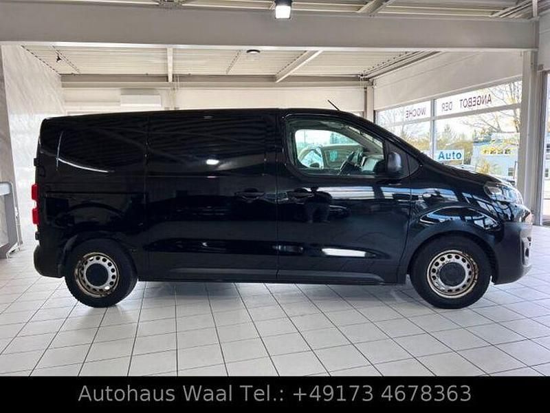 Second-hand Citroën Jumpy 180 CP (132 kW) 2021 Negru Monovolum