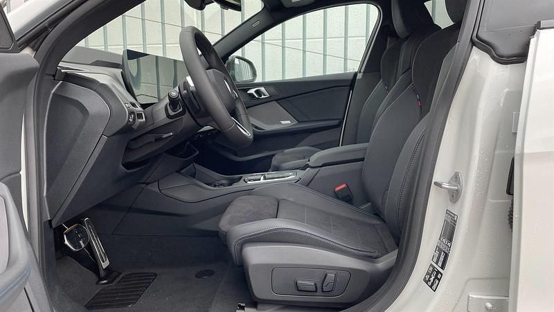 Gebraucht BMW 223 Efficient Dynamics 218 PS (160 kW) 2025 Alpinweiß uni Coupé