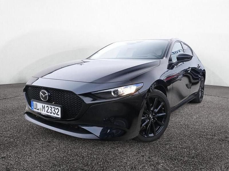 Schwarz Gebraucht 2024 Mazda 3 Homura-Line Limousine | 27.690 € (Fairer Preis) - Bild 1/4