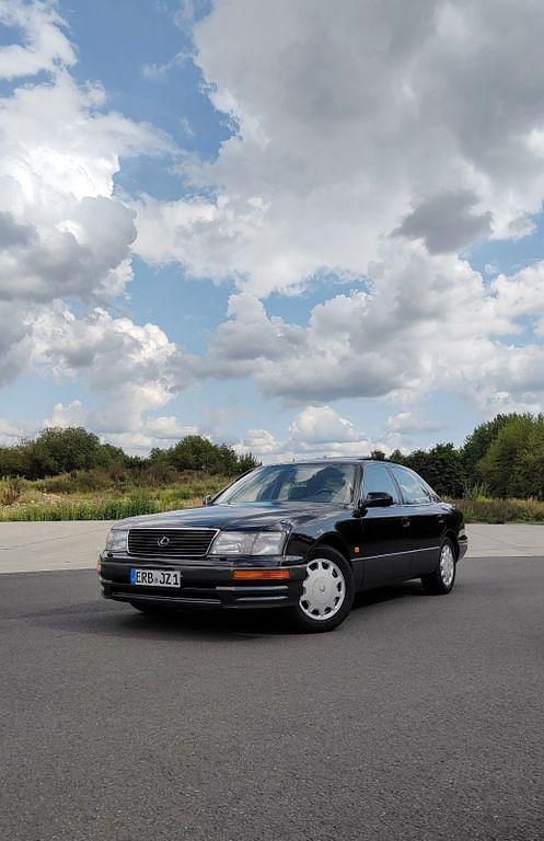 Schwarz Gebraucht 1996 Lexus LS400 Limousine | 8.799 € - Bild 1/4