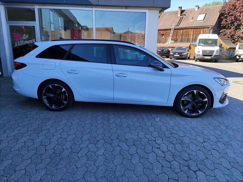 Gebraucht Cupra Leon 190 PS (139 kW) 2023 Nevadaweiss Kombi