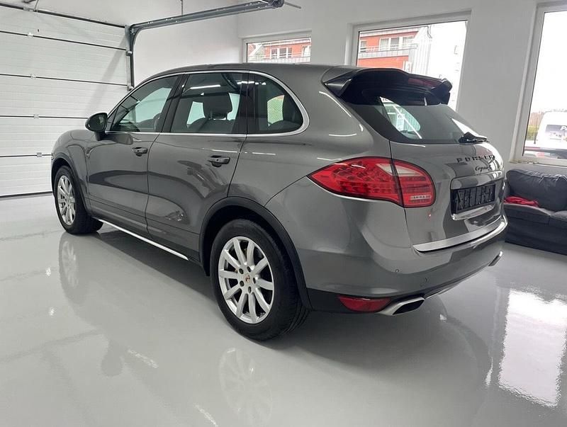 Gebraucht Porsche Cayenne S 400 PS (294 kW) 2012 Grau SUV