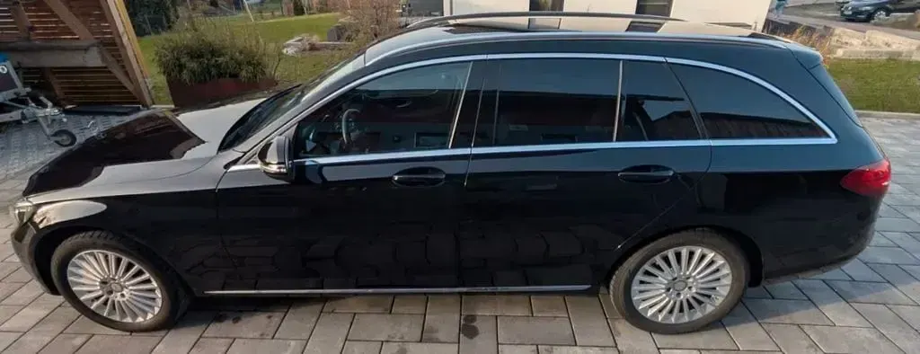 Gebraucht Mercedes C180 Avantgarde 156 PS (114 kW) 2016 Schwarz Kombi