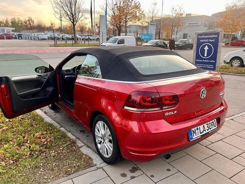 Gebraucht VW Golf Cabriolet Life 105 PS (77 kW) 2013 Rot Cabrio