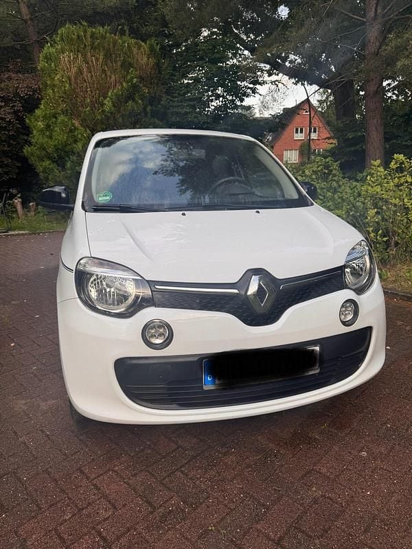 Weiß Gebraucht 2017 Renault Twingo LIMITED Kleinwagen | 4.000 € (Guter Preis) - Bild 1/4