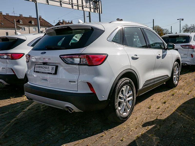 Gebraucht Ford Kuga Titanium 224 PS (164 kW) 2022 Weiß SUV