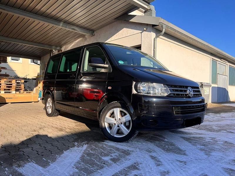 Gebraucht VW Multivan Highline 179 PS (131 kW) 2010 Schwarz Van