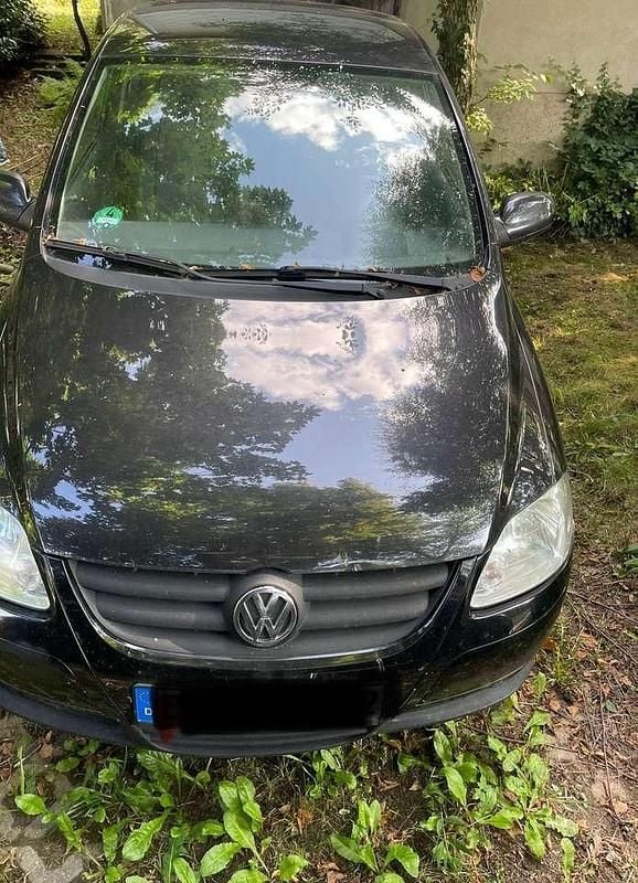 Schwarz Gebraucht 2009 VW Fox Refresh Kleinwagen | 2.000 € (Guter Preis) - Bild 1/4