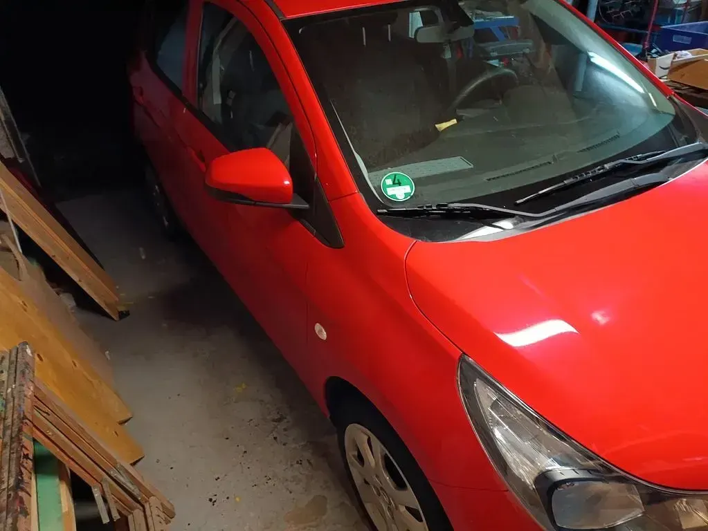 Second-hand Opel Karl Selection 75 CP (55 kW) 2017 Roșu Hatchback