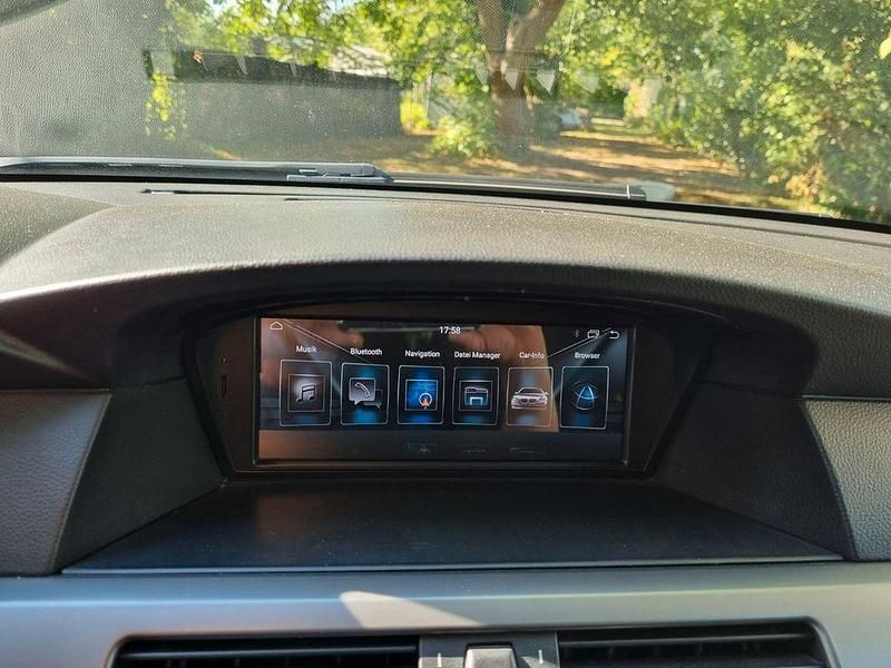 Gebraucht BMW 520 170 PS (125 kW) 2003 Silber Limousine