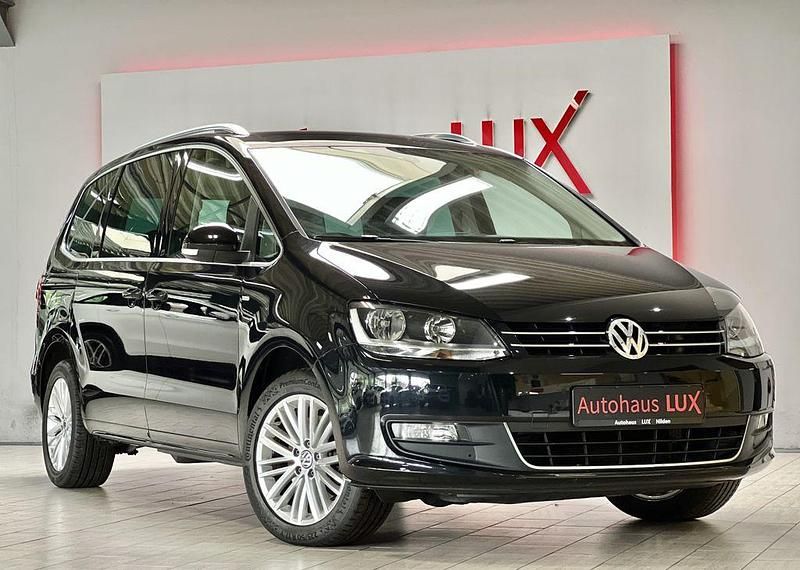 Schwarz Gebraucht 2014 VW Sharan Cup Van / Kleinbus | 16.990 € (Teuer) - Bild 1/4