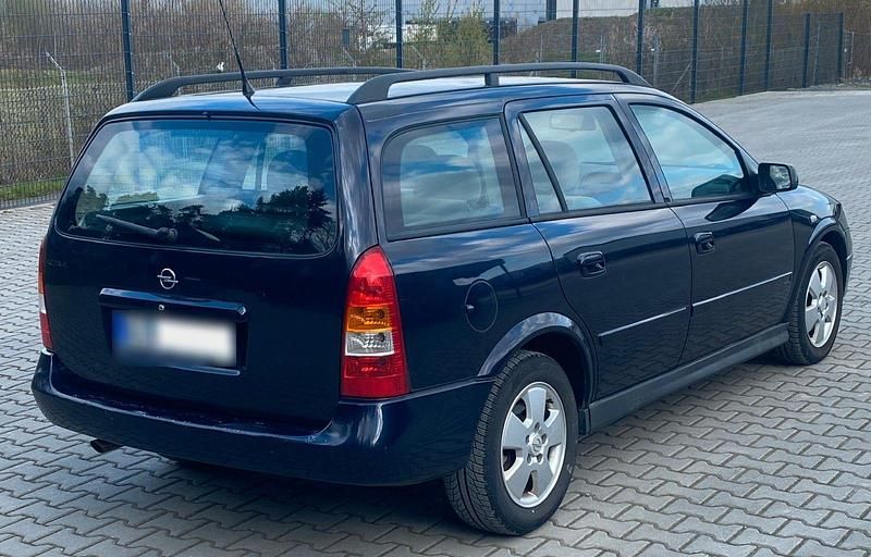 Gebraucht Opel Astra Elegance 125 PS (91 kW) 2003 Blau Kombi