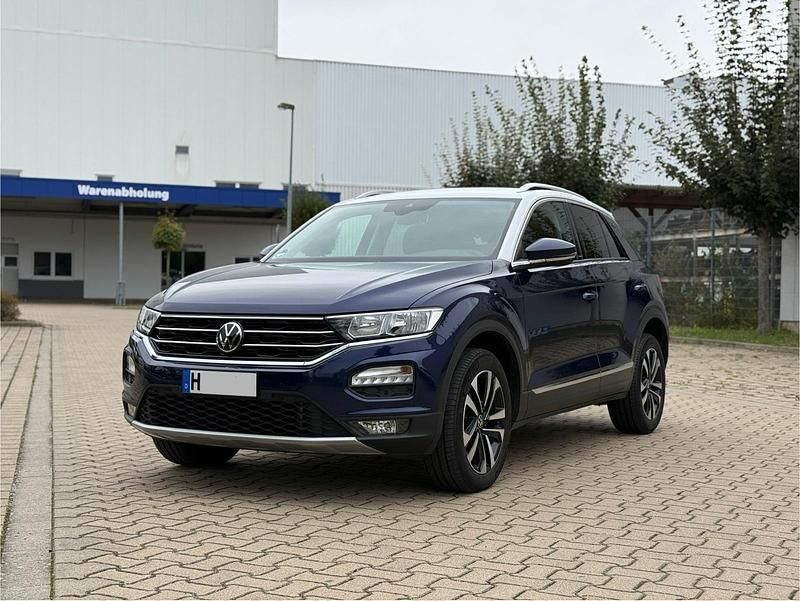 Blau Gebraucht 2020 VW T-Roc United SUV | 21.000 € (Fairer Preis) - Bild 1/4