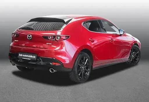 Gebraucht Mazda 3 Exclusive-Line 186 PS (136 kW) 2024 Rot Limousine