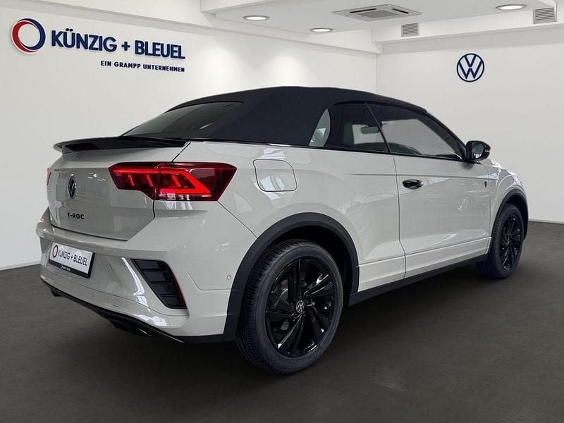 Gebraucht VW T-Roc Cabriolet Karmann 150 PS (110 kW) 2025 Ascotgrau / schwarz Cabrio